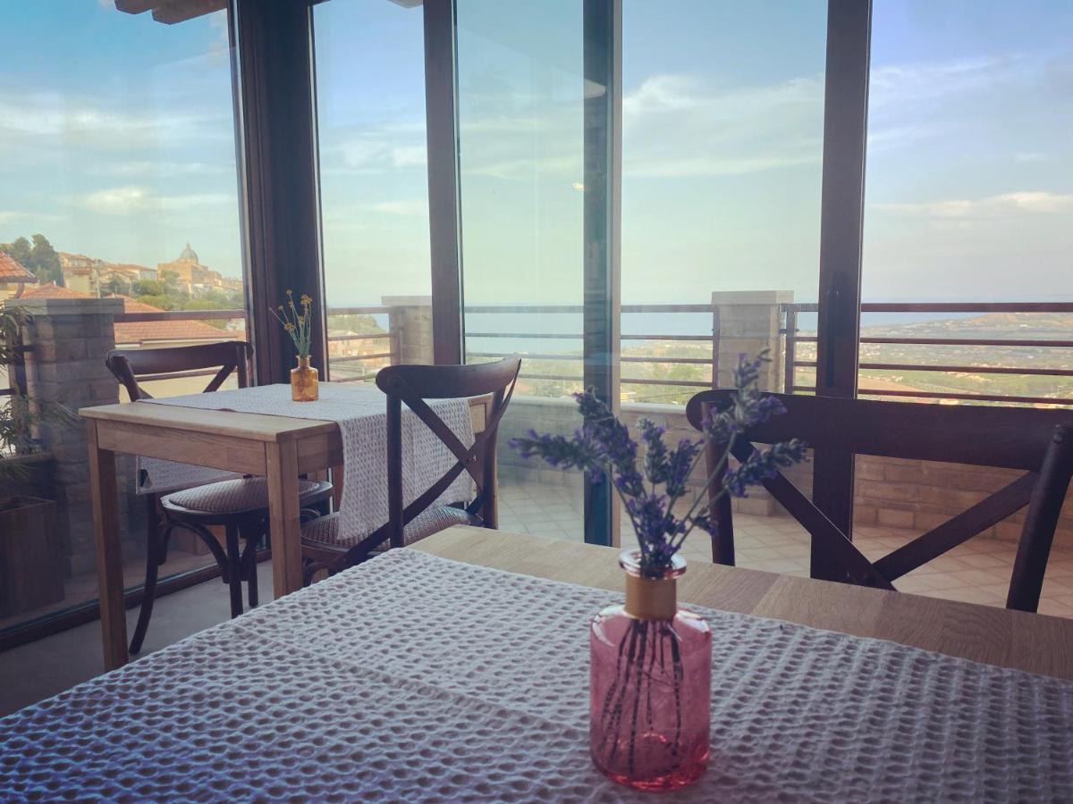 Seta Luxury Apartman Roseto degli Abruzzi Kültér fotó