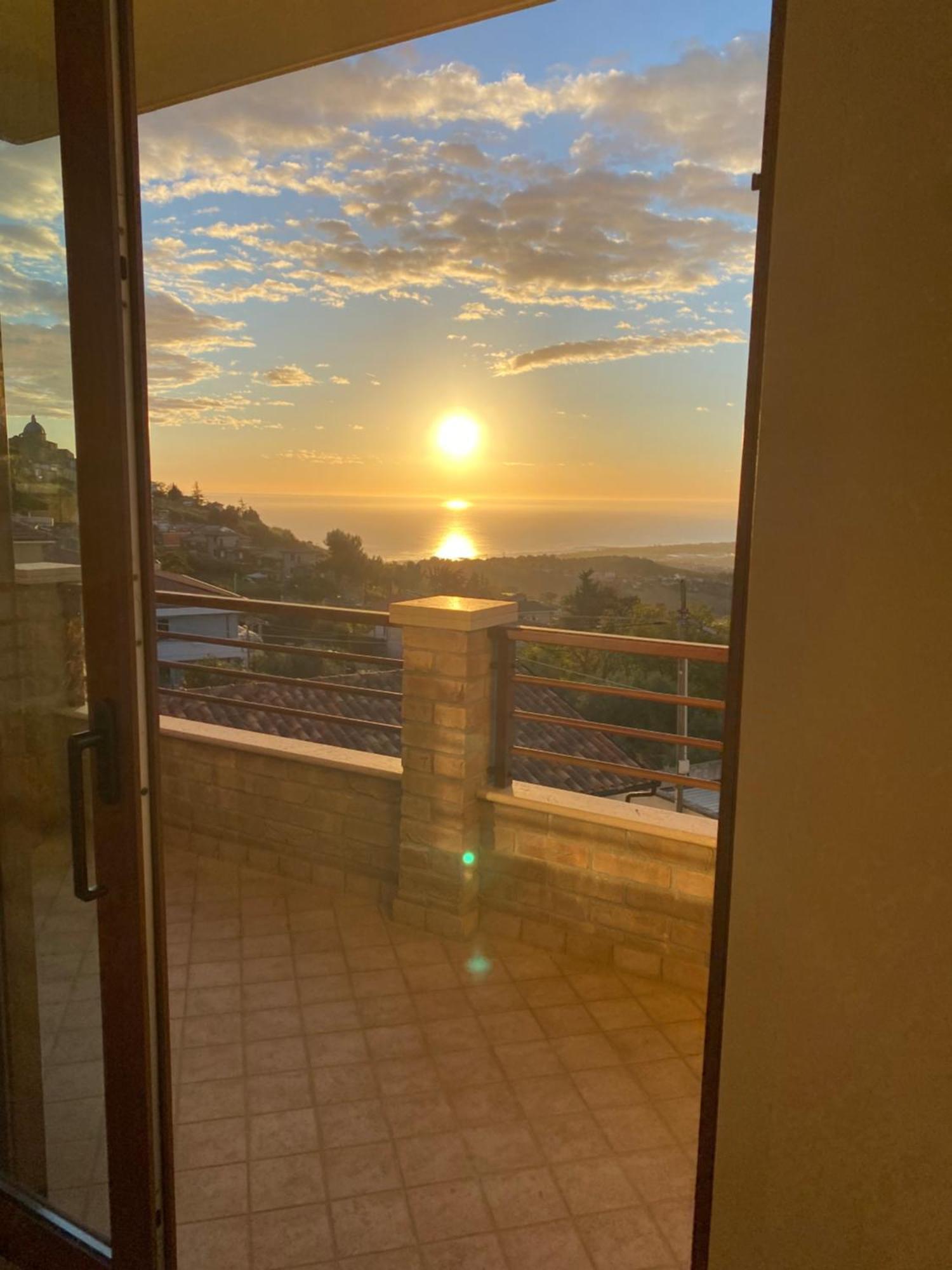 Seta Luxury Apartman Roseto degli Abruzzi Kültér fotó
